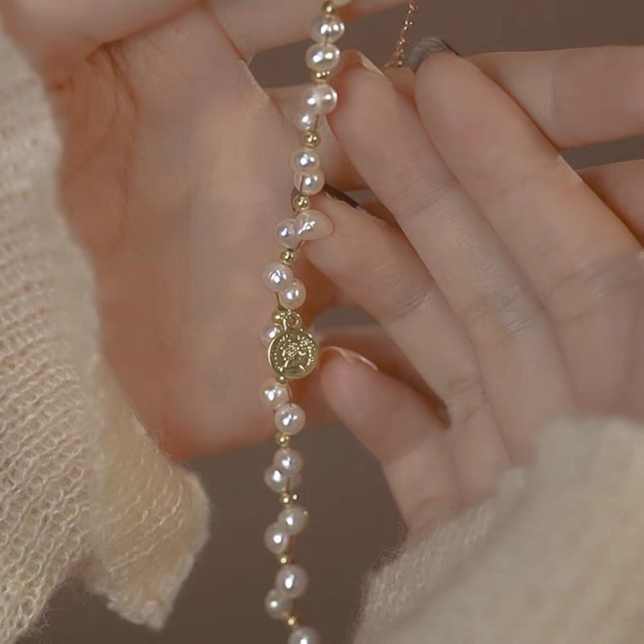 Spiral design | Natural Freshwater pearls Bracelet