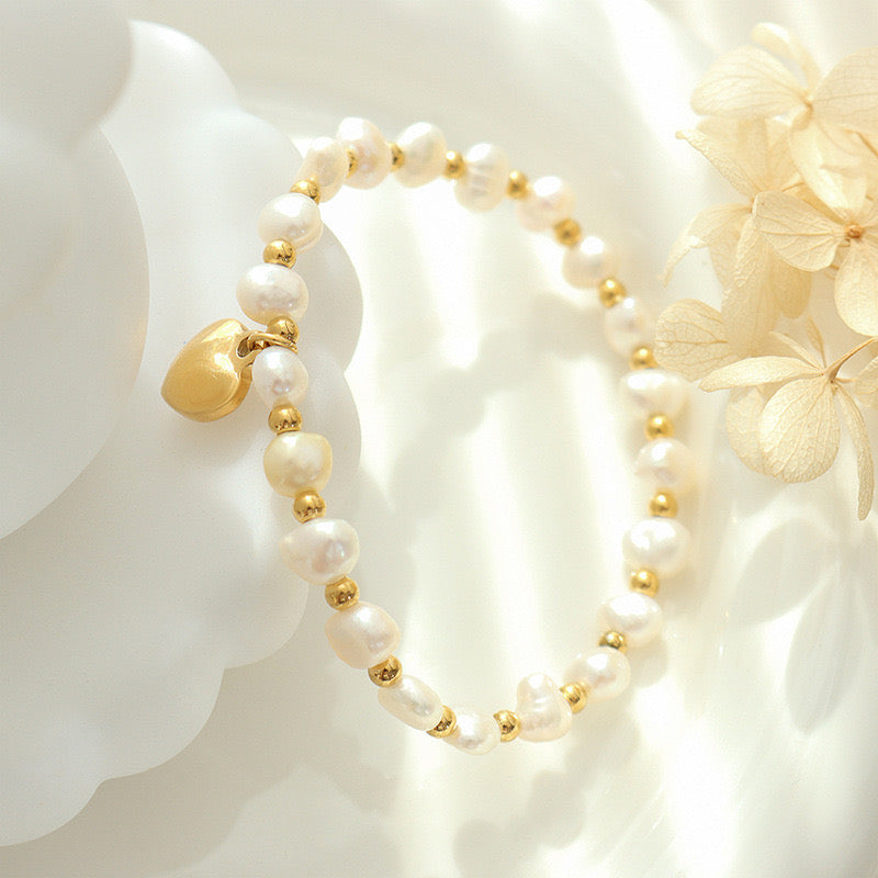 Fashion | Heart-shaped Natural Freshwater Pearls Bracelet