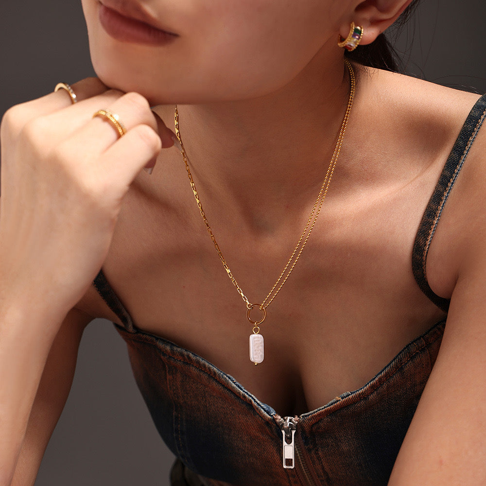 Fashion | 18K-Gold Imitation Pearl Necklaces