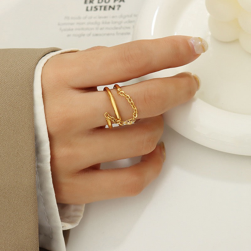 Simple | Double-layered chain Ring