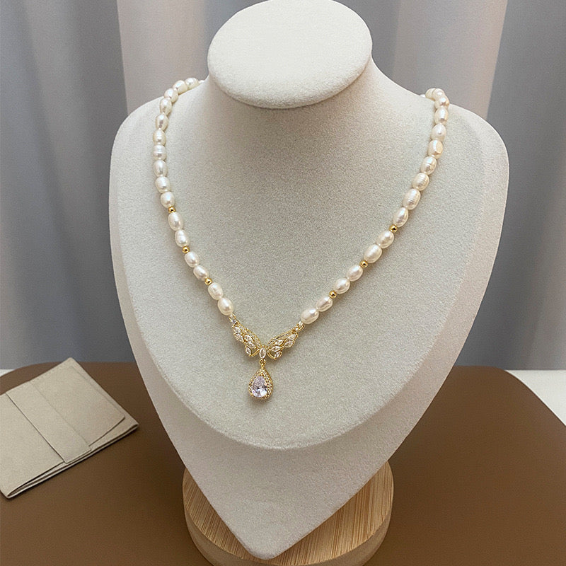 Butterfly | Butterfly Natural Freshwater Pearls Necklaces