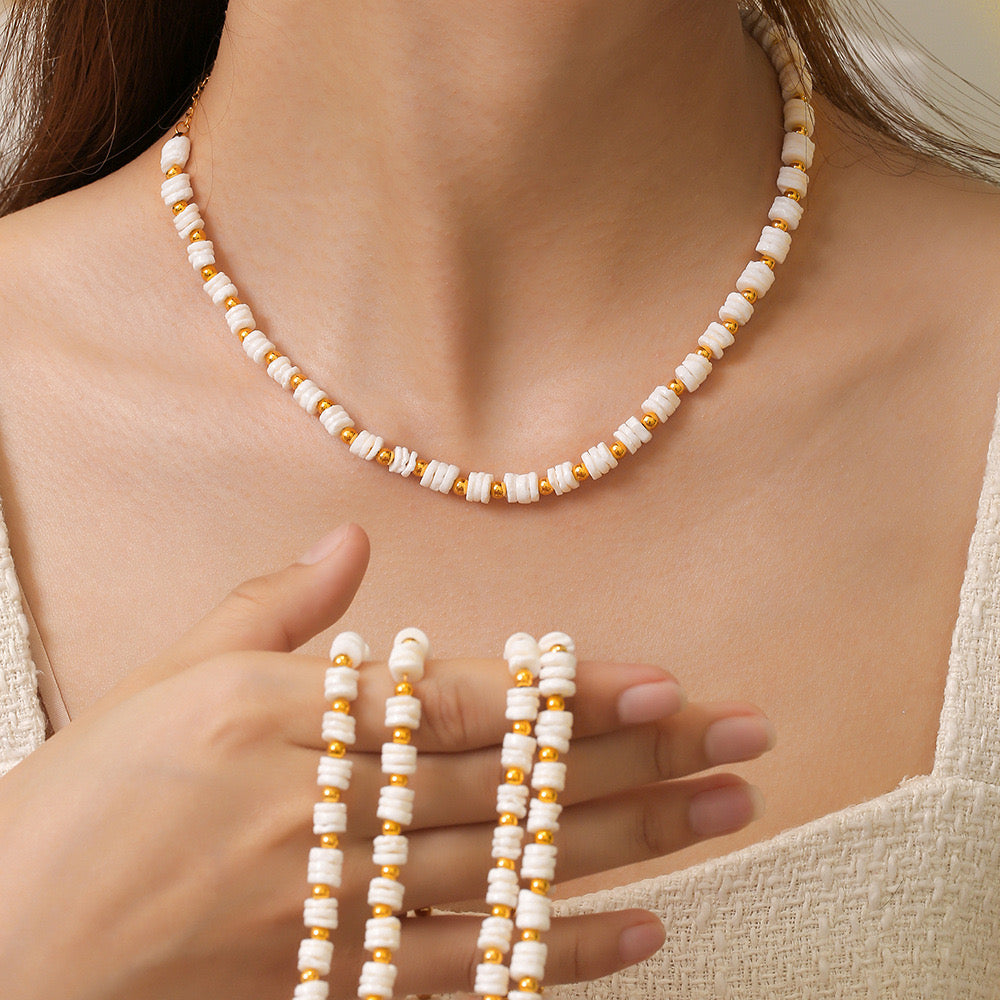 Temperament | French Temperament Sea Shell Necklace and Bracelet