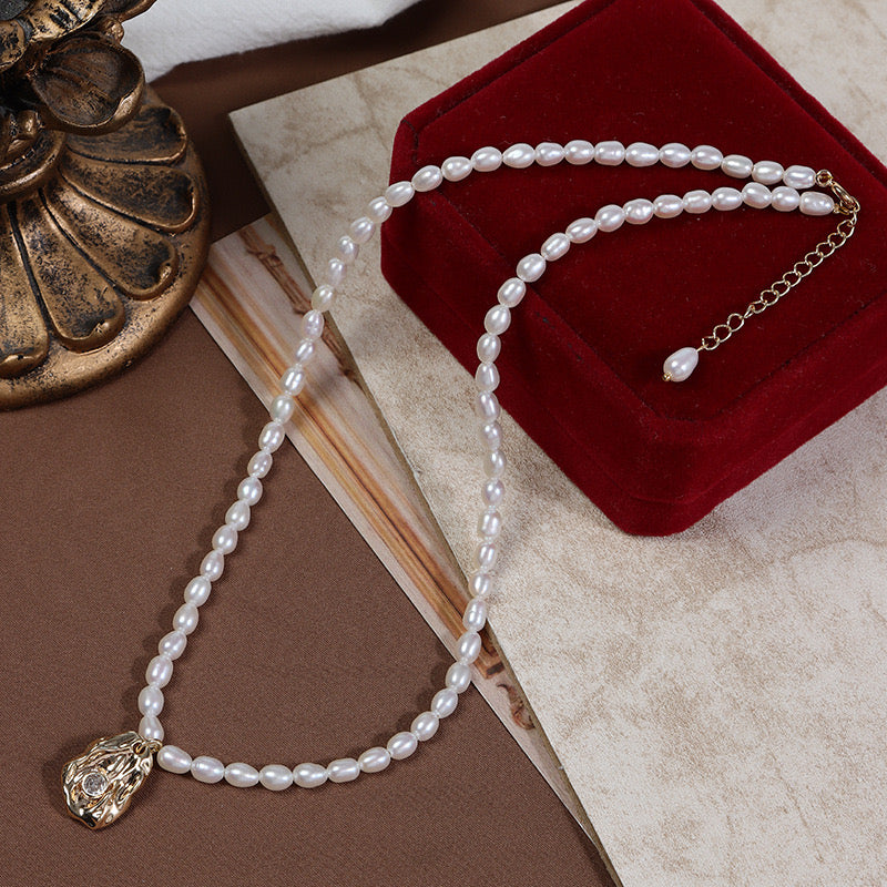 Elegant | Natural Freshwater Pearls Zircon Necklaces