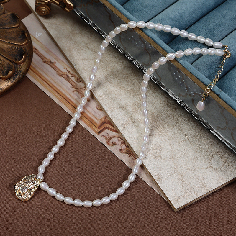 Elegant | Natural Freshwater Pearls Zircon Necklaces