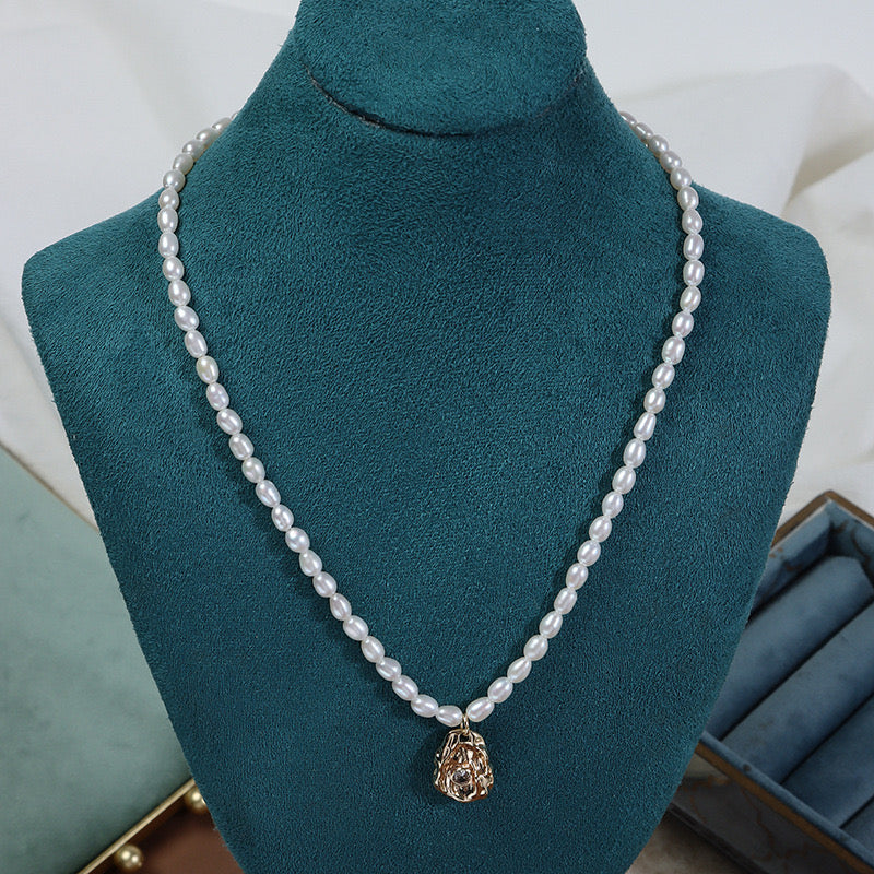 Elegant | Natural Freshwater Pearls Zircon Necklaces