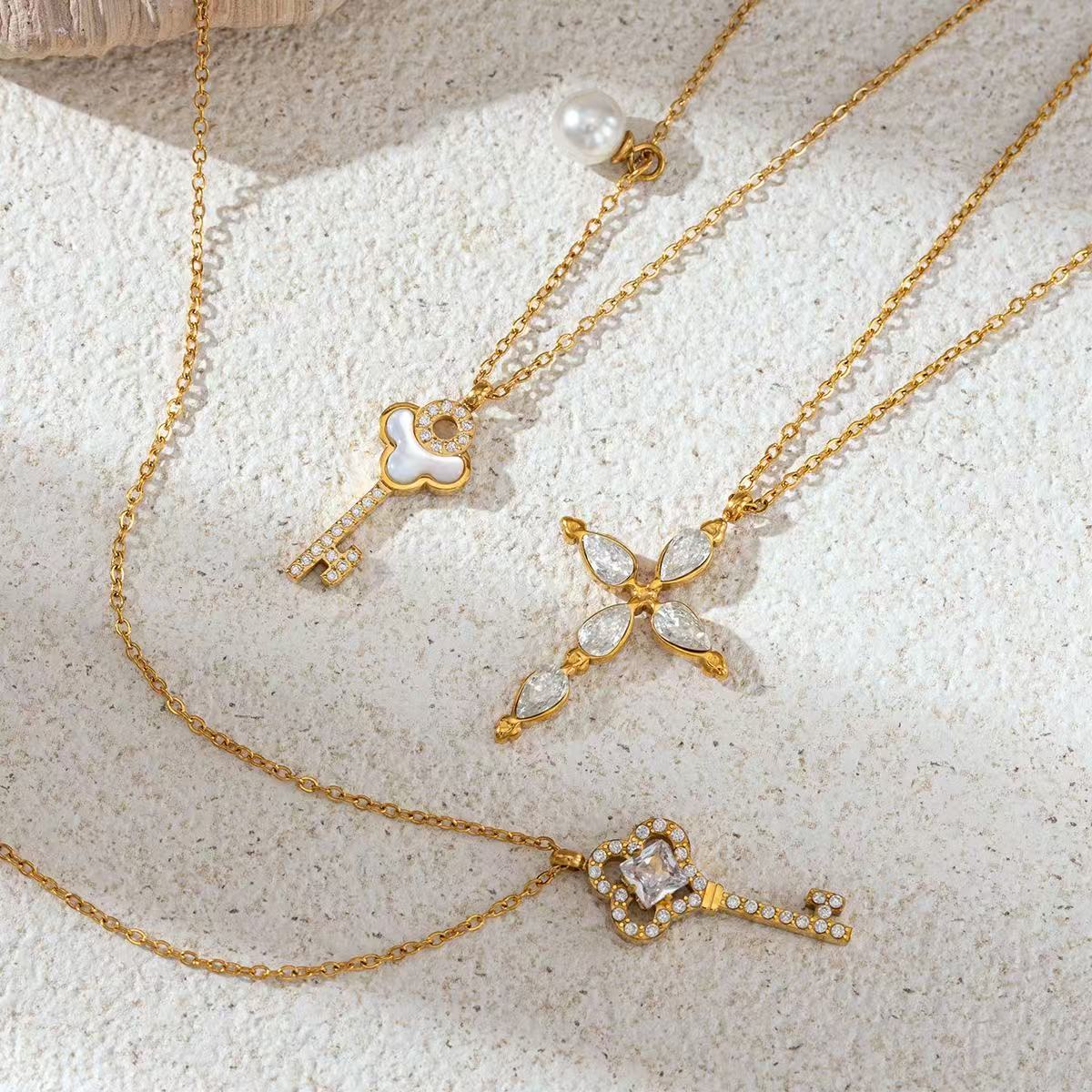 Fashion| 14K Zircon Cross key necklace Necklaces